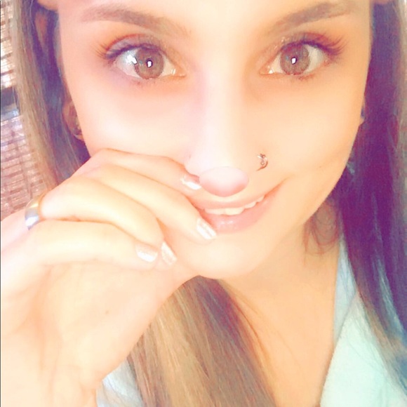 Meet your Posher, Tanesha - Picture 2 of 2